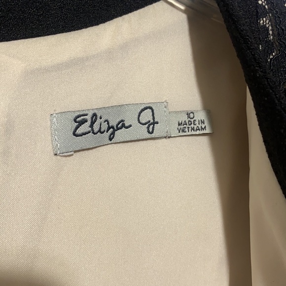 Eliza J Black Fitted Dress with Lace - Picture 4 of 5